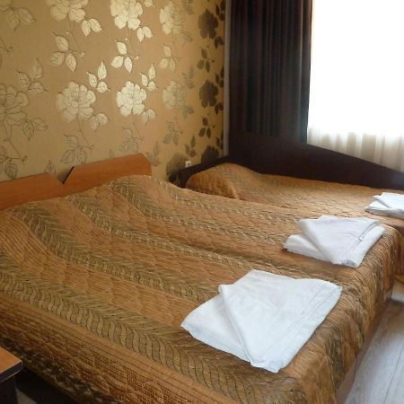 Tarnovski Dom Guest Rooms Veliko Tarnovo Luaran gambar