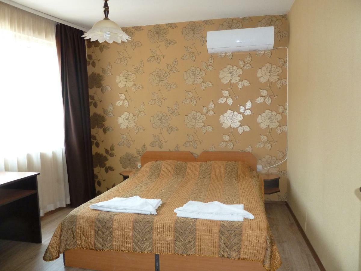 Tarnovski Dom Guest Rooms Veliko Tarnovo Luaran gambar